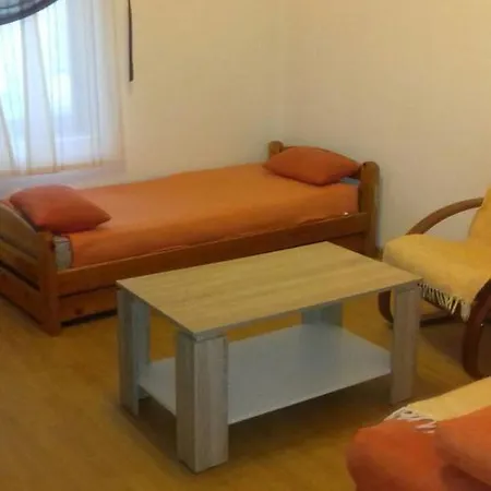 Harmani Apartman *